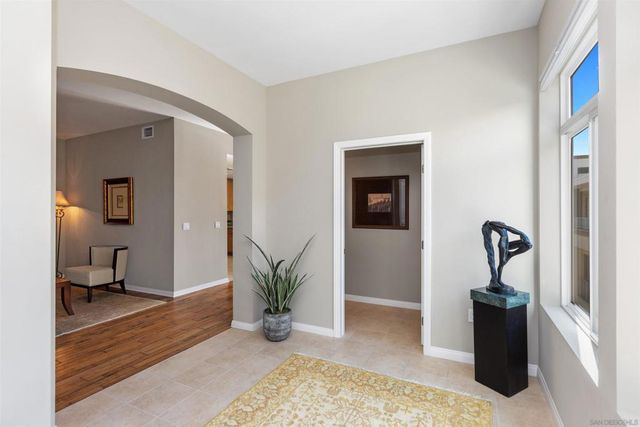 301 Mission Ave 601, Oceanside, CA 92054