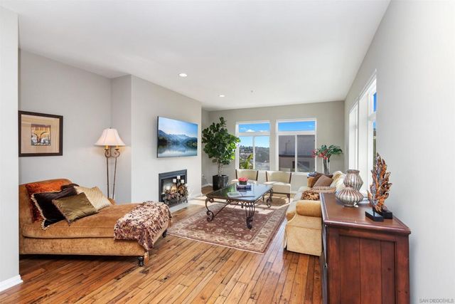 301 Mission Ave 601, Oceanside, CA 92054