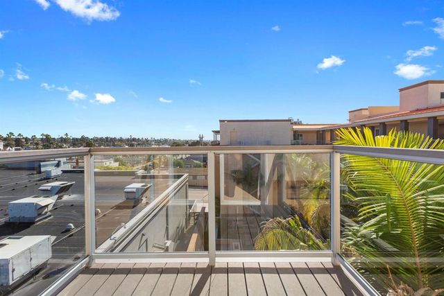 301 Mission Ave 601, Oceanside, CA 92054