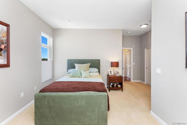 301 Mission Ave 601, Oceanside, CA 92054