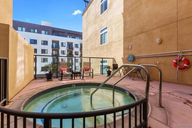 301 Mission Ave 601, Oceanside, CA 92054