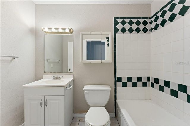 6345 NEWTOWN CIRCLE 45B2, Tampa, FL 33615