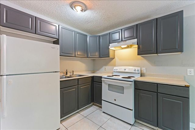 6345 NEWTOWN CIRCLE 45B2, Tampa, FL 33615