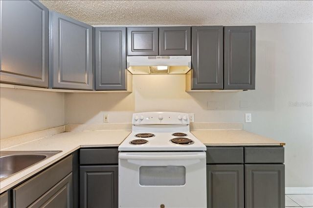 6345 NEWTOWN CIRCLE 45B2, Tampa, FL 33615