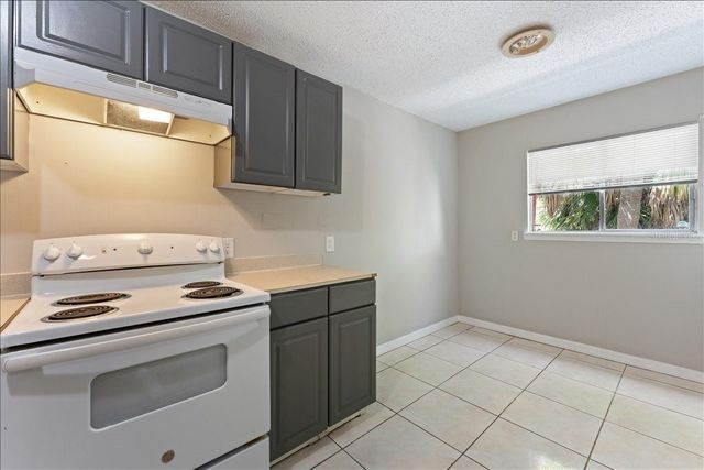 6345 NEWTOWN CIRCLE 45B2, Tampa, FL 33615