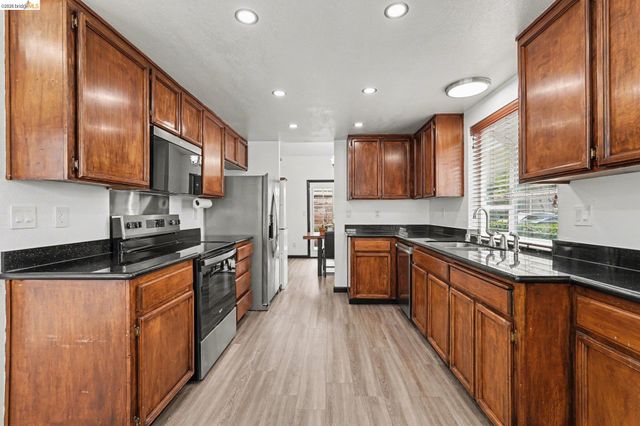 1649 Somerset Pl, Antioch, CA 94509