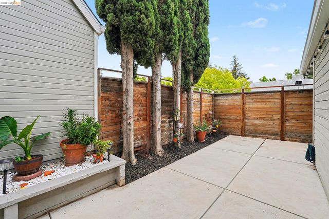 1649 Somerset Pl, Antioch, CA 94509