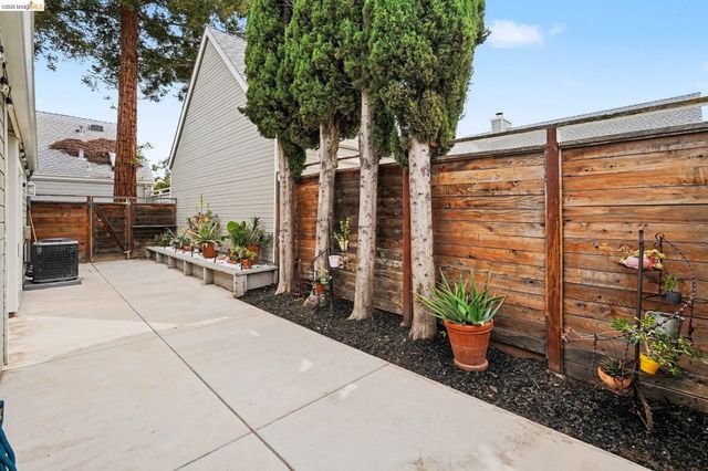 1649 Somerset Pl, Antioch, CA 94509