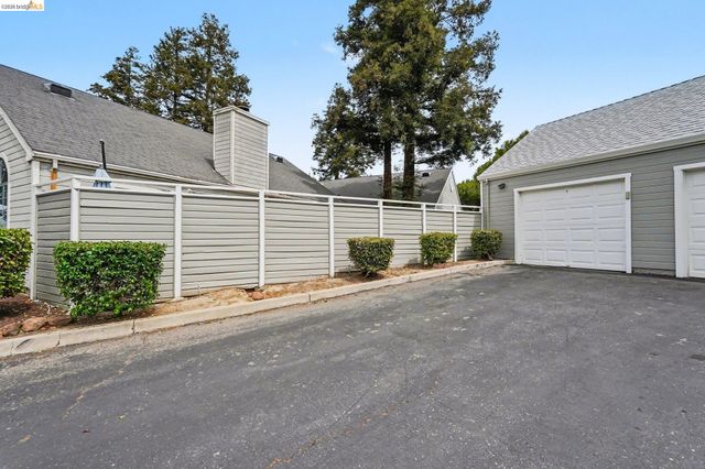 1649 Somerset Pl, Antioch, CA 94509