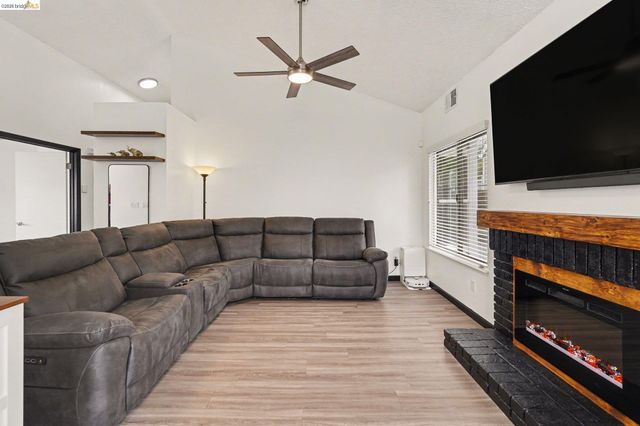 1649 Somerset Pl, Antioch, CA 94509