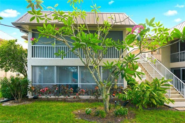 1549 Sandpiper ST 80, Naples, FL 34102