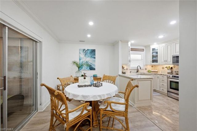 1549 Sandpiper ST 80, Naples, FL 34102