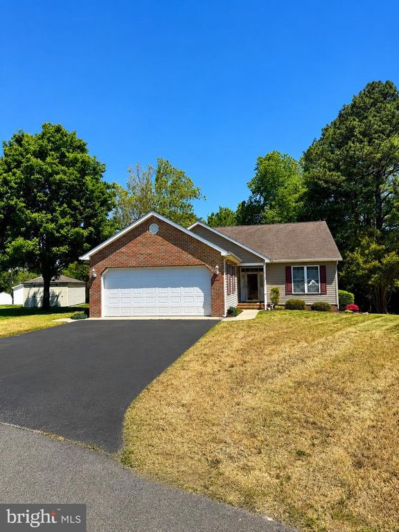 138 MEADOW DR, Seaford, DE 19973