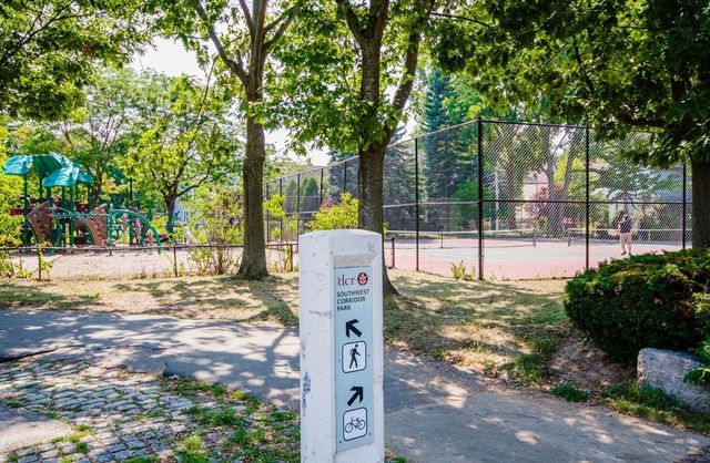 61 Montebello 5, Boston, MA 02130