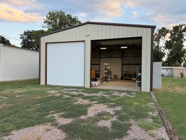 14259 Weaver, Kingston, OK 73439