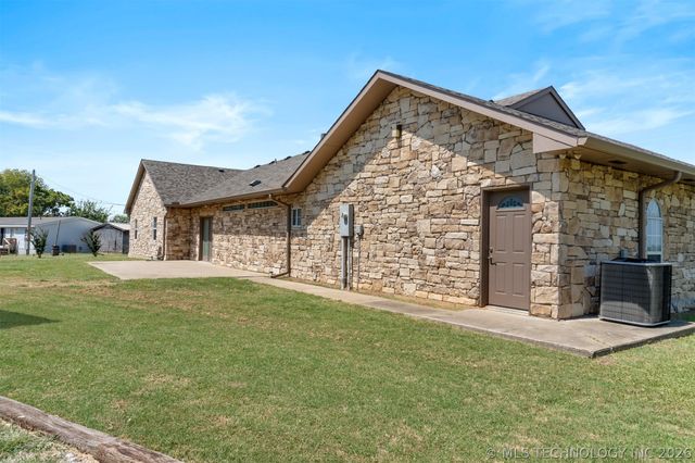14259 Weaver, Kingston, OK 73439