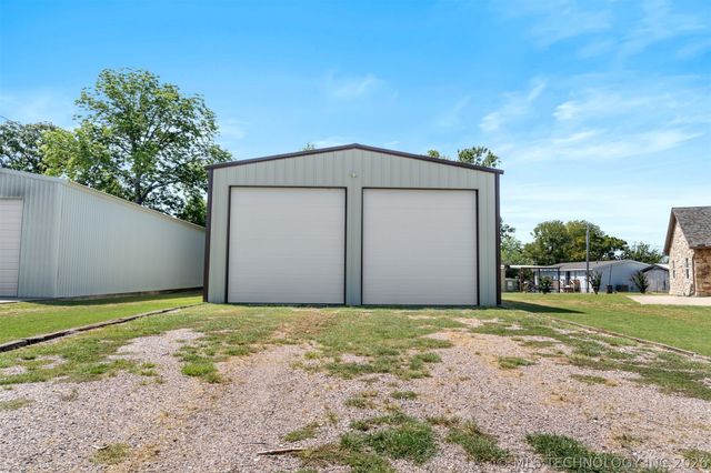 14259 Weaver, Kingston, OK 73439
