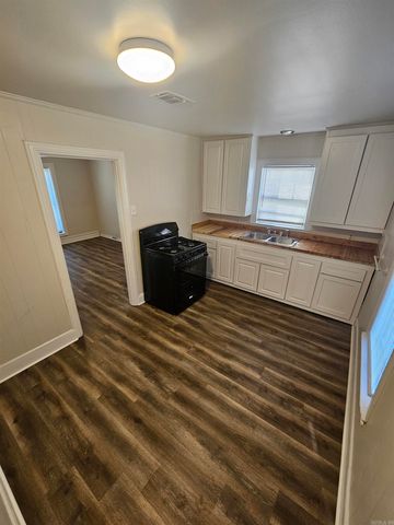 1908 Augusta St, North Little Rock, AR 72114