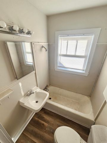 1908 Augusta St, North Little Rock, AR 72114