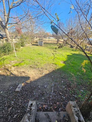 1908 Augusta St, North Little Rock, AR 72114