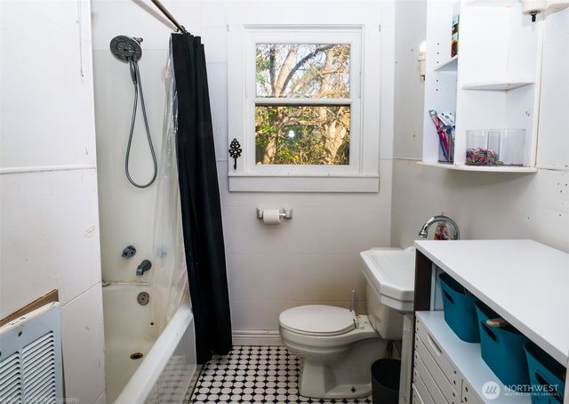 1803 Juniper Street, Oroville, WA 98844