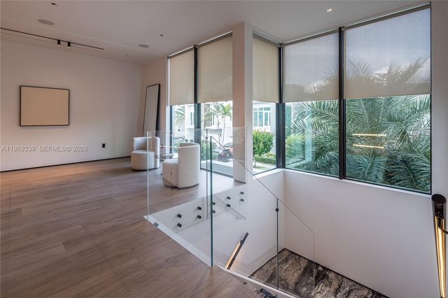 10540 NW 67th Ter, Doral, FL 33178