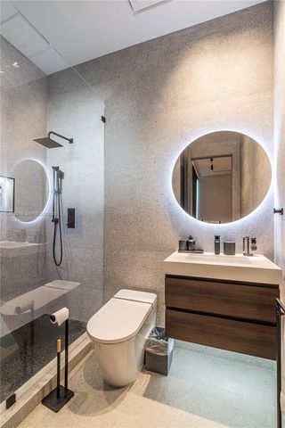 10540 NW 67th Ter, Doral, FL 33178