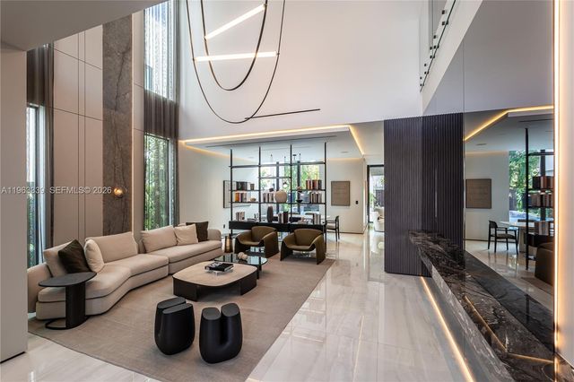 10540 NW 67th Ter, Doral, FL 33178