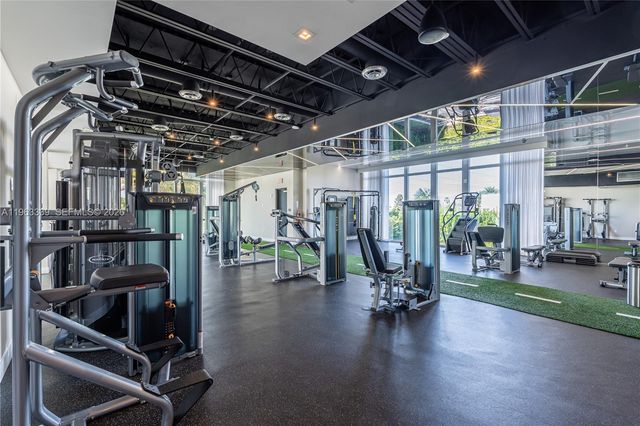 10540 NW 67th Ter, Doral, FL 33178