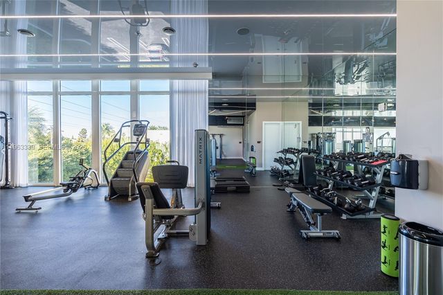 10540 NW 67th Ter, Doral, FL 33178