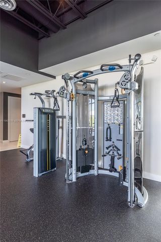 10540 NW 67th Ter, Doral, FL 33178