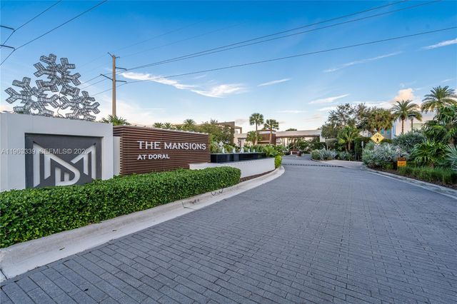 10540 NW 67th Ter, Doral, FL 33178