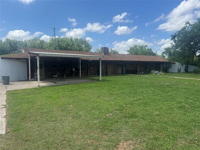 17801 NE 27th Street, Harrah, OK 73045
