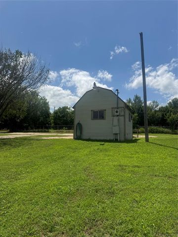 17801 NE 27th Street, Harrah, OK 73045