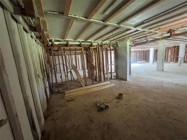 17801 NE 27th Street, Harrah, OK 73045
