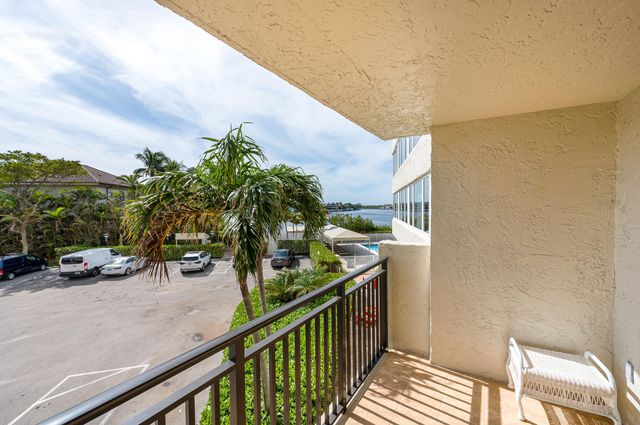 3912 S Ocean Boulevard 208, Highland Beach, FL 33487