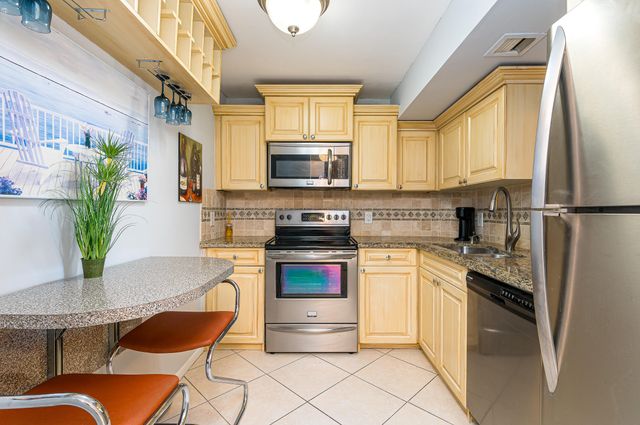 3912 S Ocean Boulevard 208, Highland Beach, FL 33487
