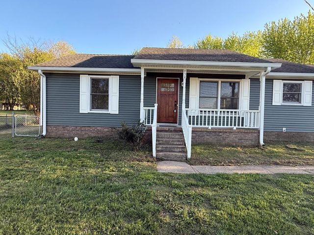 930 Arrow Circle, Oak Grove, KY 42262