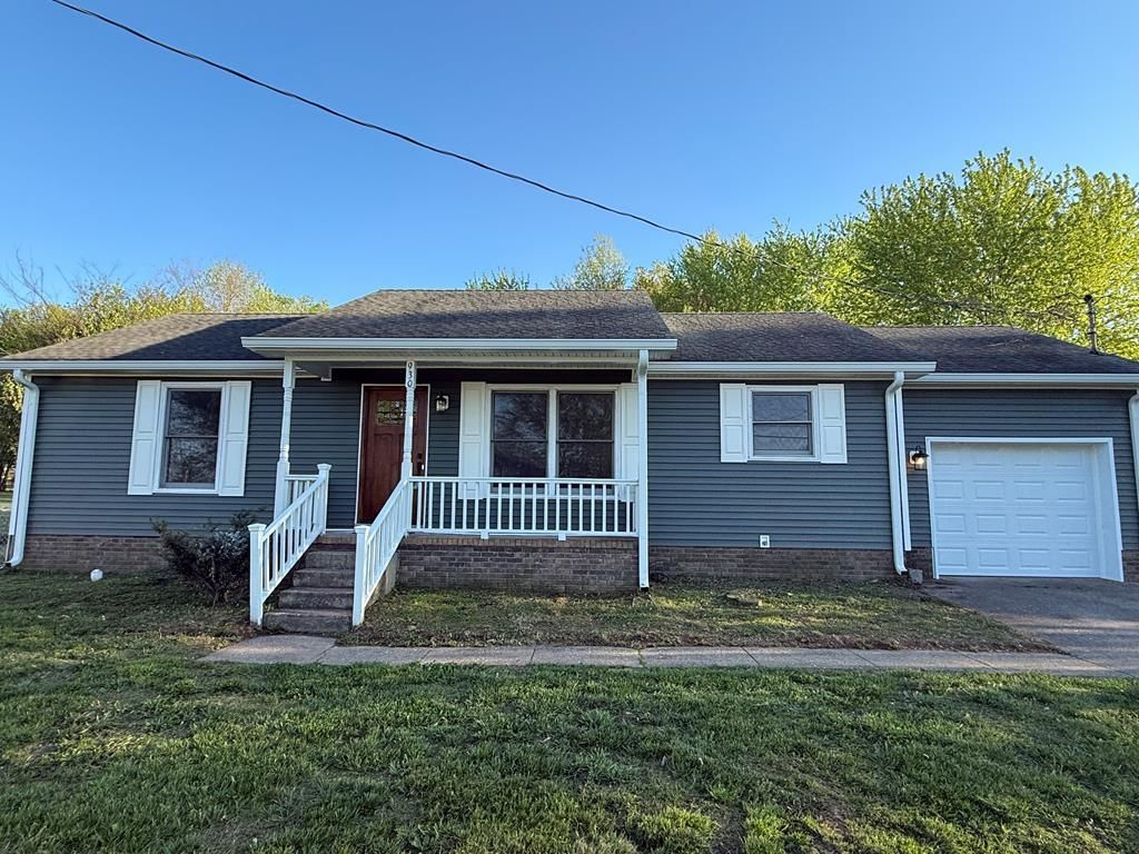 930 Arrow Circle, Oak Grove, KY 42262