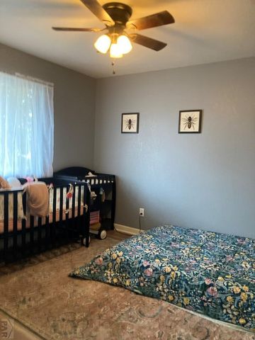 2212 Crestwood Ln, Pueblo, CO 81008
