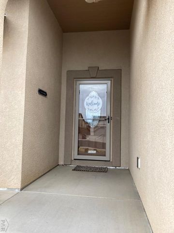2212 Crestwood Ln, Pueblo, CO 81008