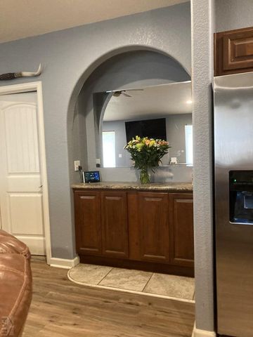 2212 Crestwood Ln, Pueblo, CO 81008