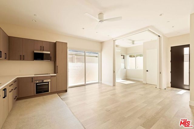 2325 27th St B, Santa Monica, CA 90405