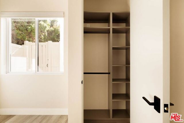 2325 27th St B, Santa Monica, CA 90405