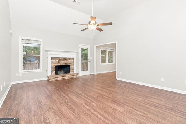367 Crestview Drive, Dallas, GA 30157