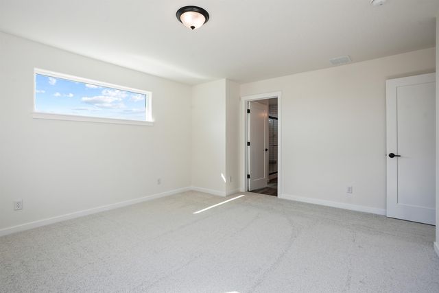 12249 N VALENCIA Ave, Spokane, WA 99208