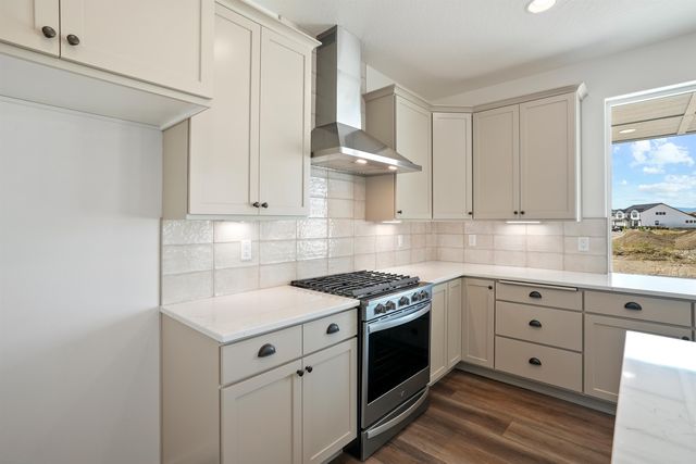 12249 N VALENCIA Ave, Spokane, WA 99208