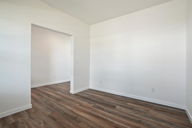 12249 N VALENCIA Ave, Spokane, WA 99208