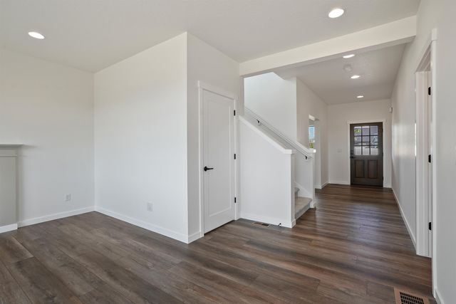 12249 N VALENCIA Ave, Spokane, WA 99208