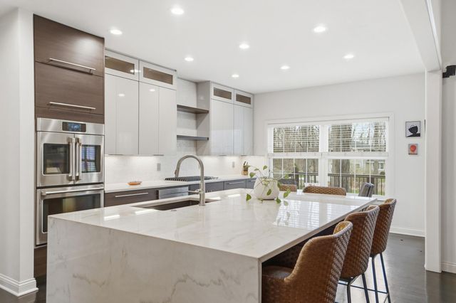 92 Buckeye Drive, Powell, OH 43065